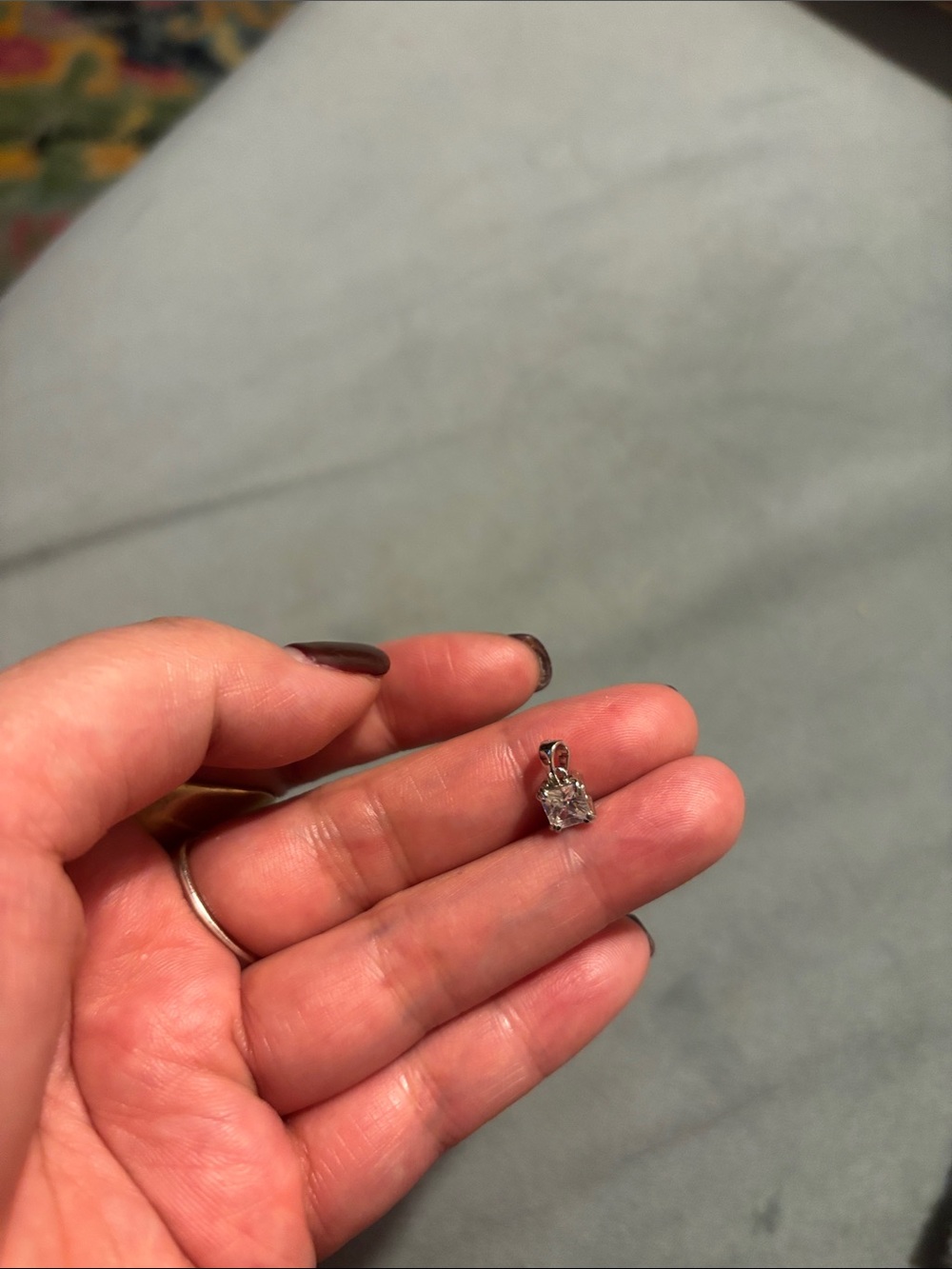 Cubic zirconia pendant